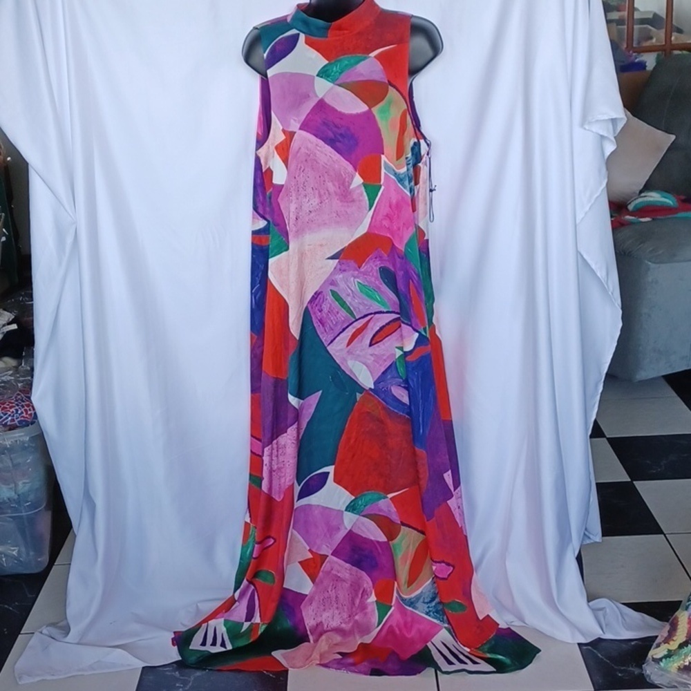 NICOLE MILLER NY Abstract Print Matte Charmuse Maxi Dress Sz M, 19" ptp, 56" lg